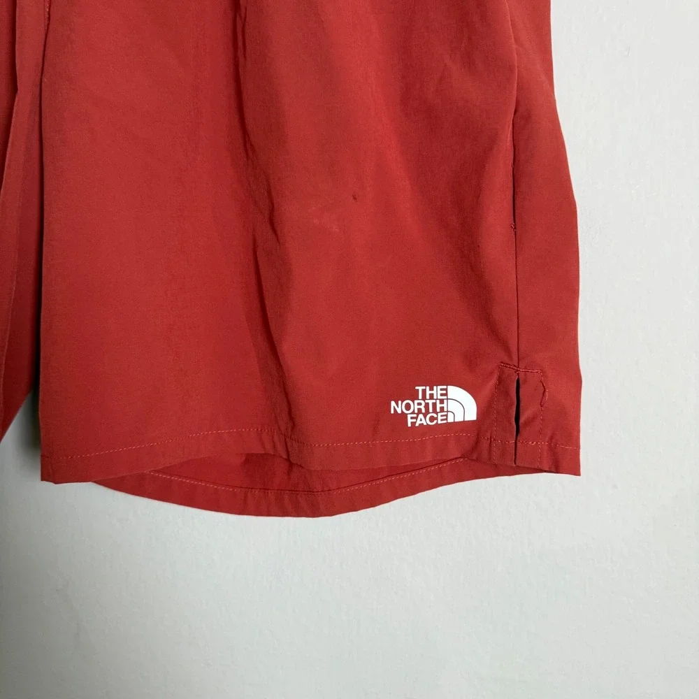 The North Face Mens Rust Red Active‎ Hiking Shorts XL Regular Logo Elastic Waist